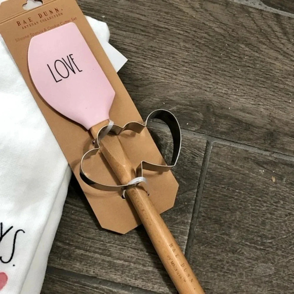 Rae Dunn Kitchen Towels Spatula set LOVE ALWAYS - Picture 3 of 3